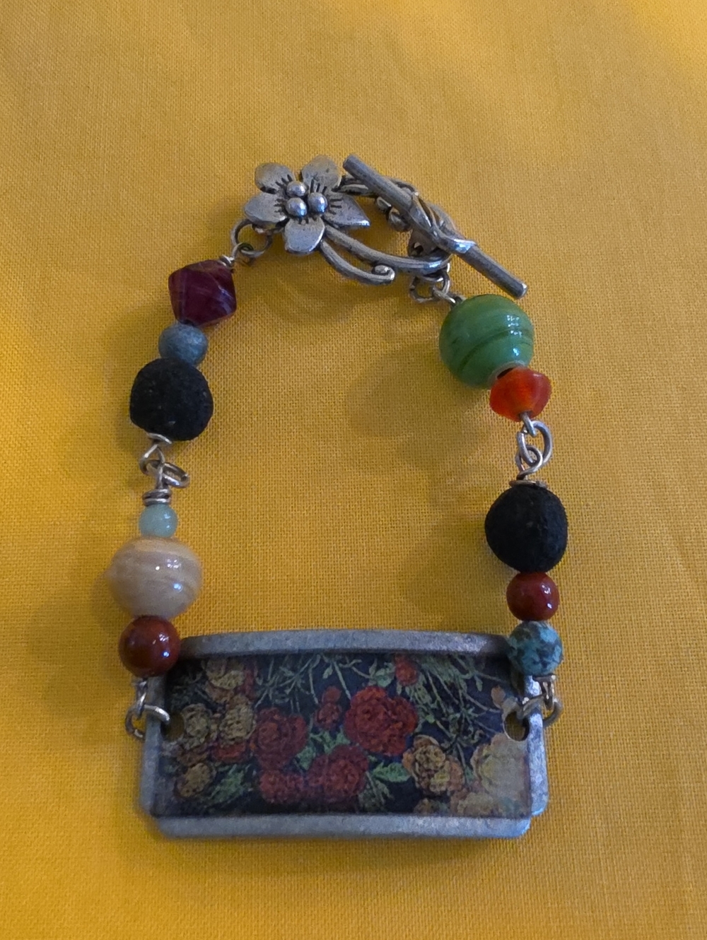 Boho -Style ▪︎ Charm Bracelet ▪︎ Colorful Mixed Beads & Toggle Clasp ▪︎ FUN!